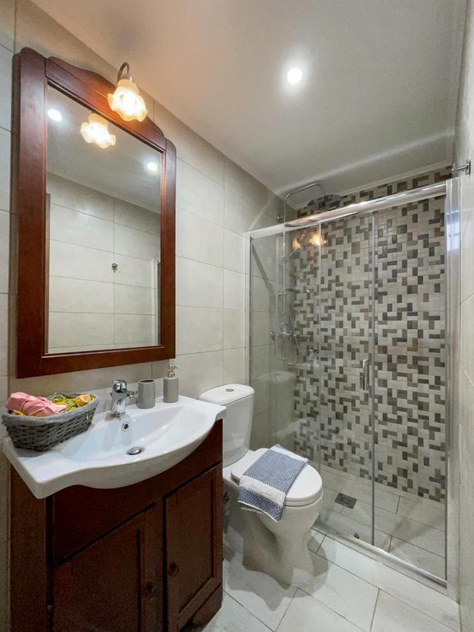 דירות ארכאנגלוס "Finio" Traditional House מראה חיצוני תמונה